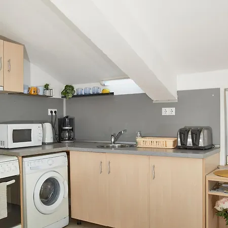 Batak 3* بورغاس